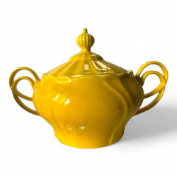 Sopera asas de porcelana...